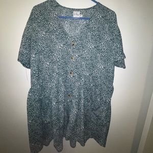 Green and White Patterned Dress